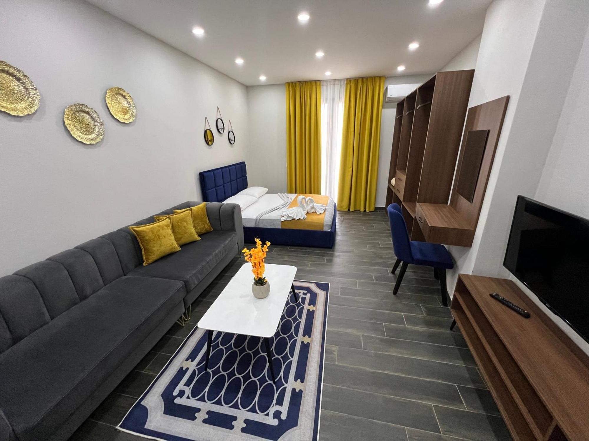 Andor Luxury Hotel & Duplex Kryemëdhej Buitenkant foto